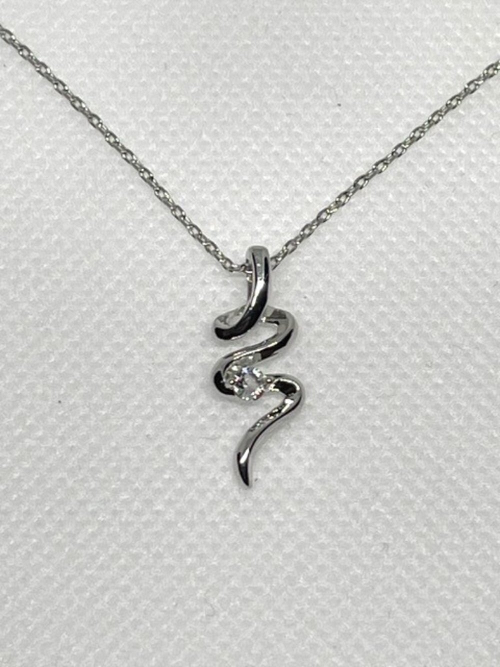 Gold Plated Scrible Crystal Pendant Necklace made with Crytals by Swarovski. 17"